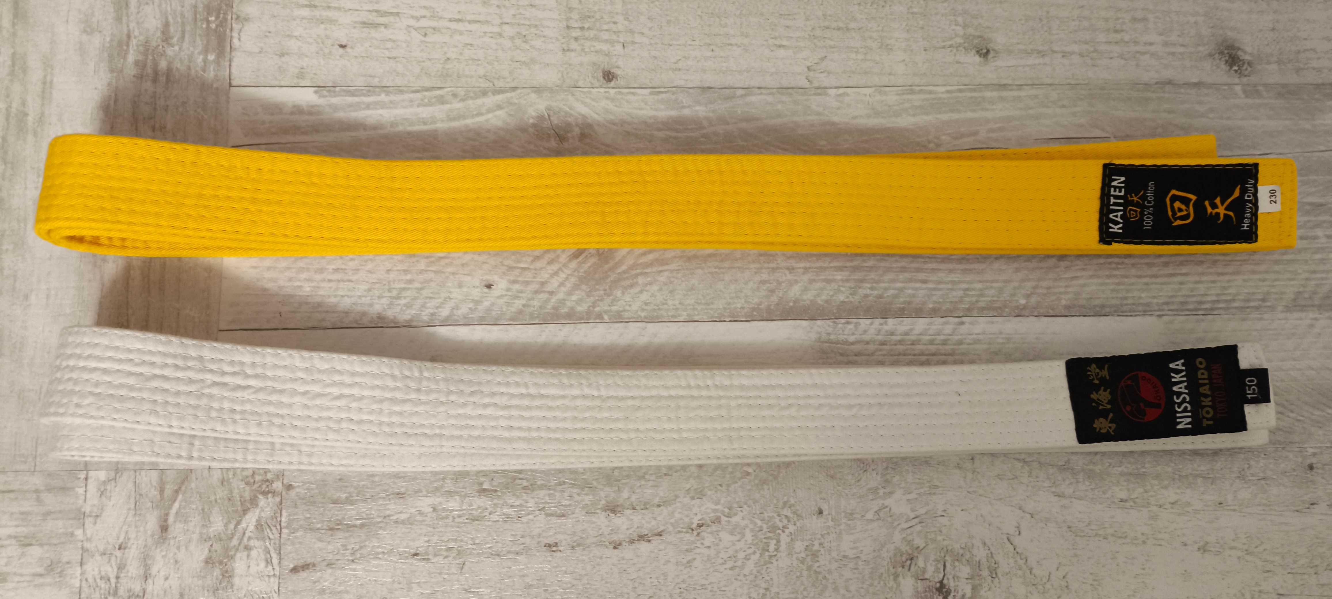 Karategi Tokaido Nissaka Kimono Karate + 2 pasy.