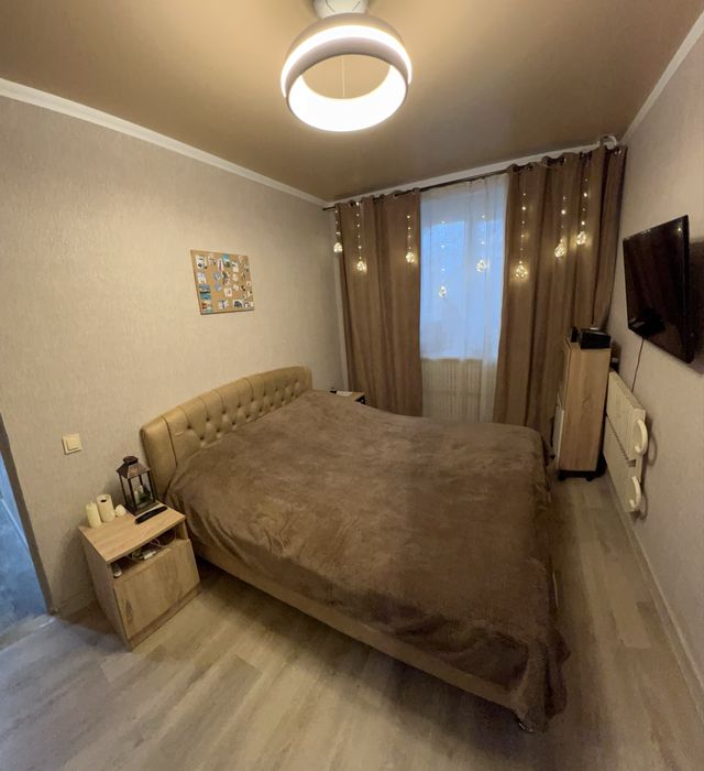 Продам 2-кімнатну квартиру без боргів