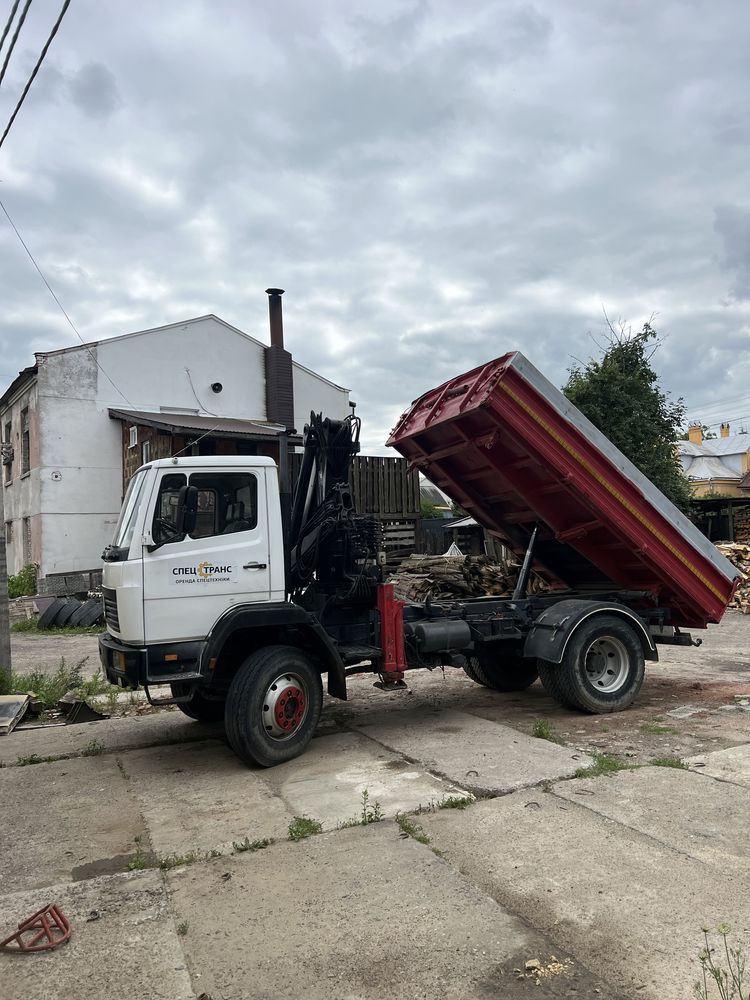 Самоскид екскаватор  маніпулятор щебінь пісок чорнозем