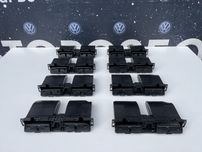 Выдвижные ящички визитница в панель Passat B6 Бардачок центральний