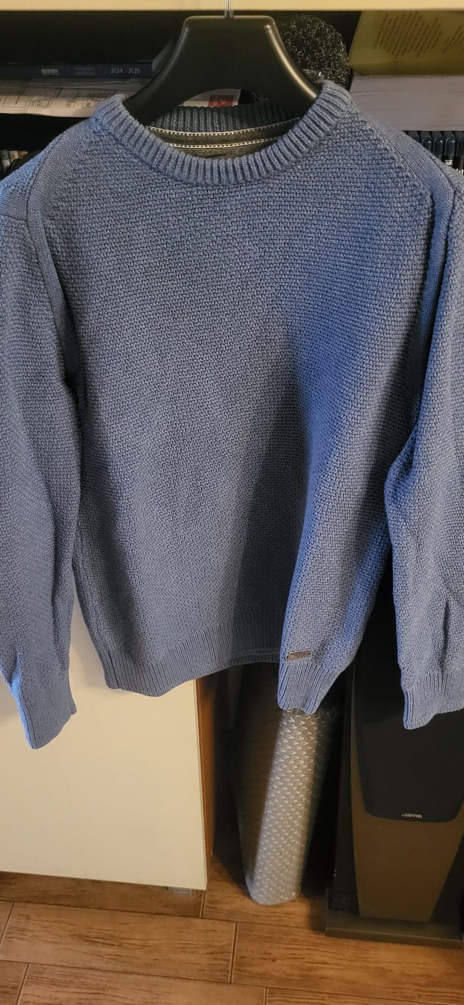 Reserved sweter M