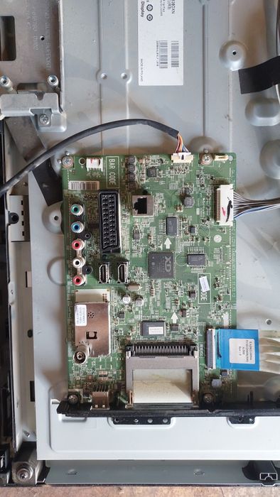 LG 32ls340 на запчастини