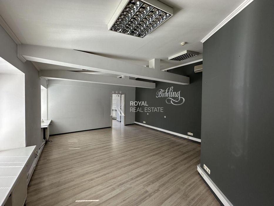 Продаж офісного приміщення Київ 10к 498м2 Голосіївський Центр