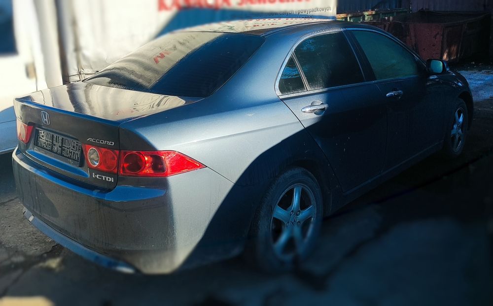 Honda Accord 7 zderzak tył