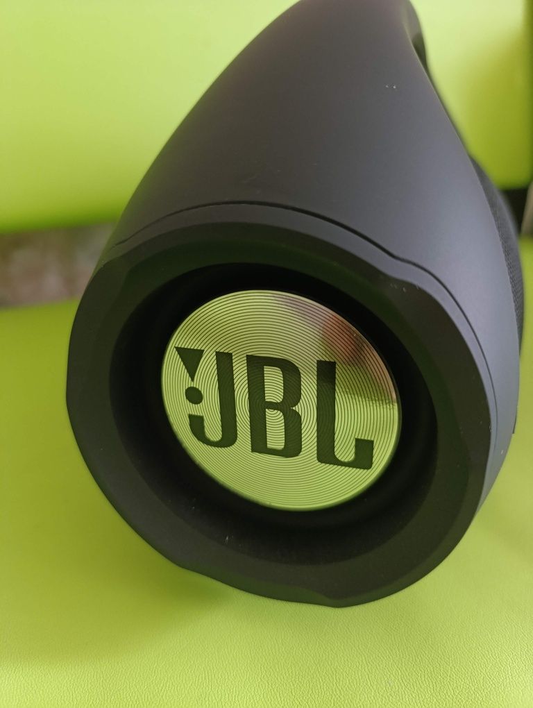 колонка JBL Boomsbox LED
