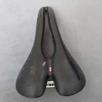 SELLE SMP WELL GEL - siodełko 144 mm