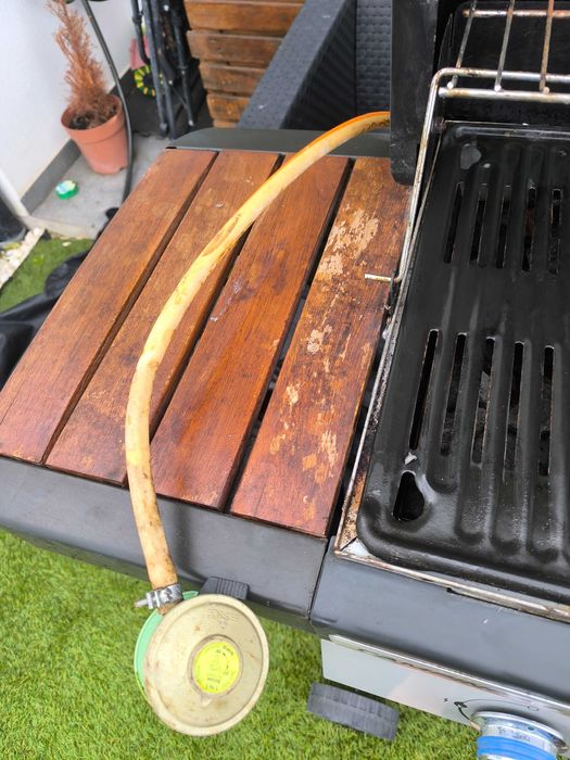 Barbecue a gás com 3 queimadores Campingaz