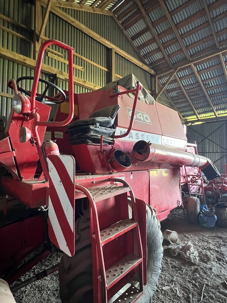 Massey Ferguson 440
