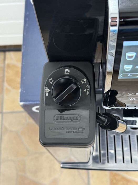 Кавомашина Delonghi Dinamica Plus