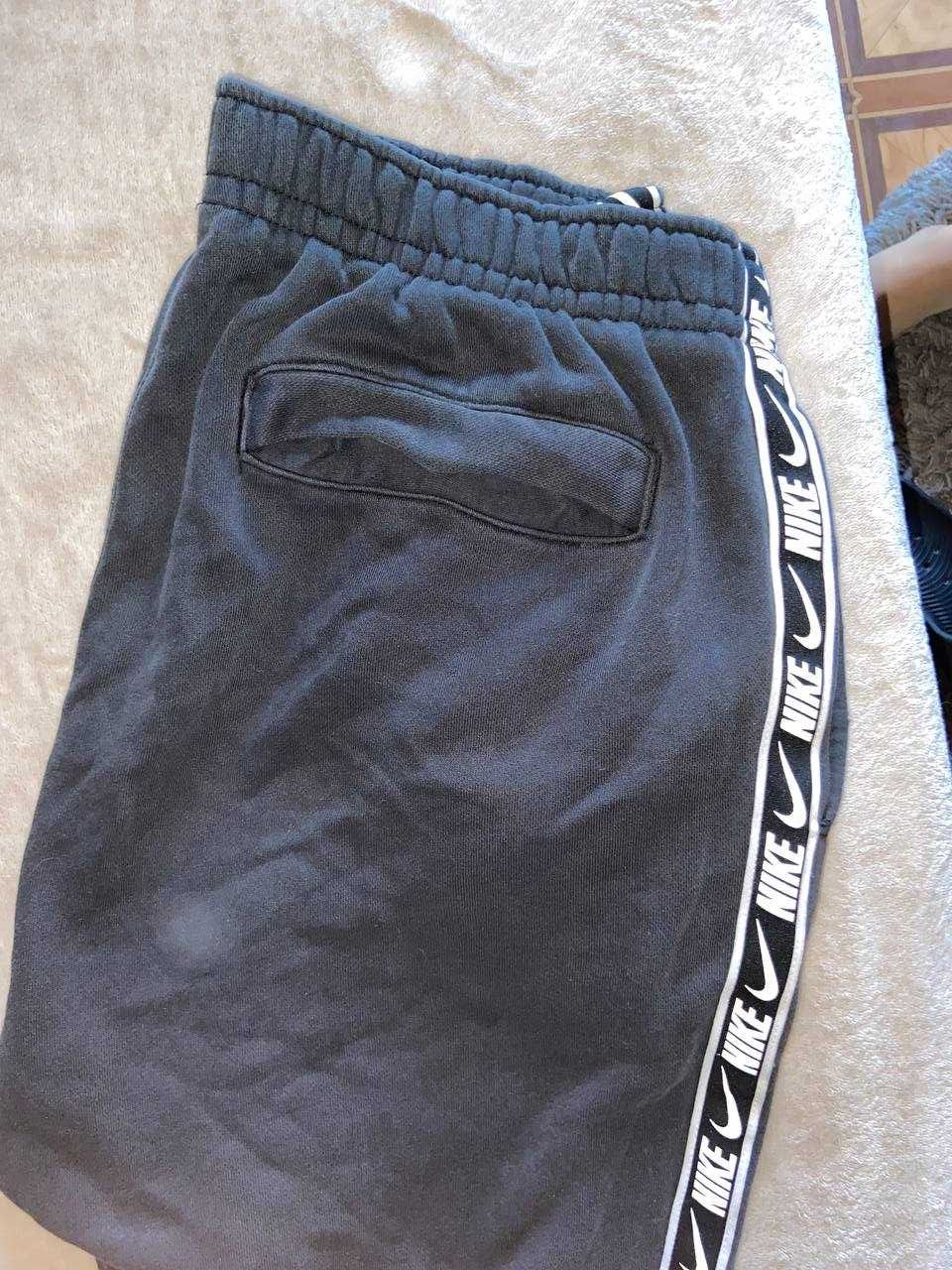 Штаны Nike  на лампасах (утрачен цвет)(ТОРГ)