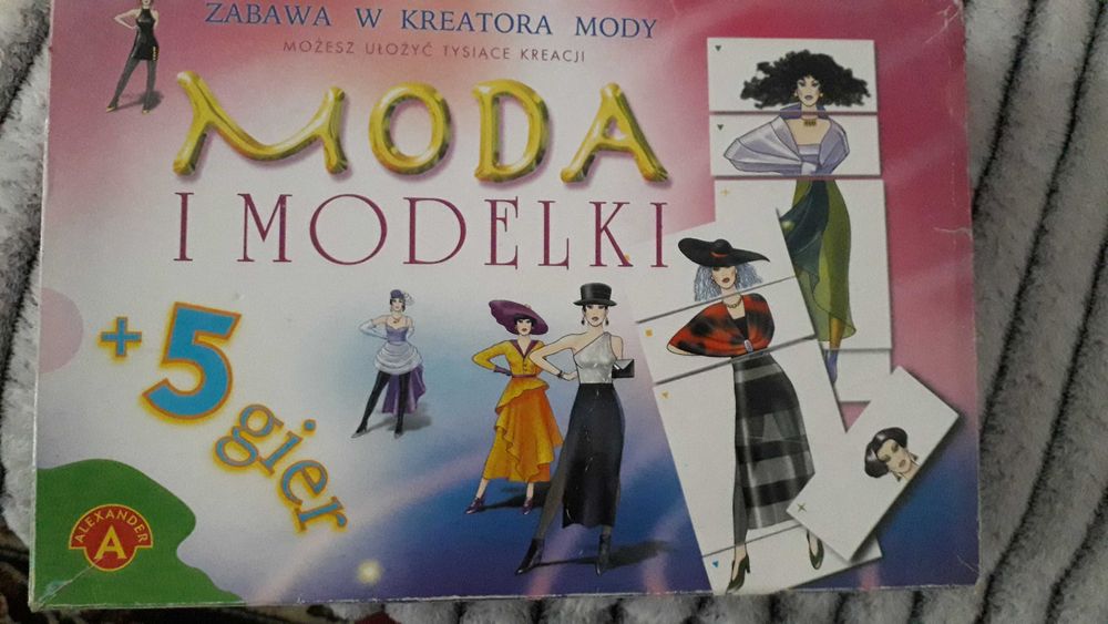 Gra układanka "Moda i modelki".