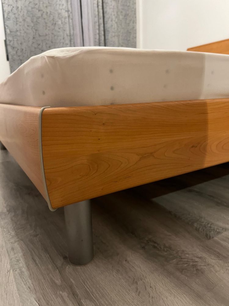 Cama de casal + Colchão