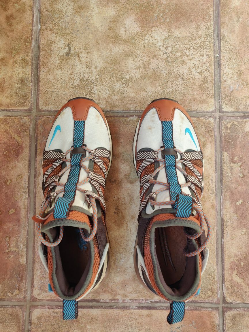 Кросівки NIKE AIR MAX 270 BOWFIN (AJ7200-202)