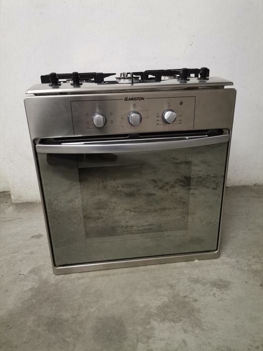 Forno e placa Ariston