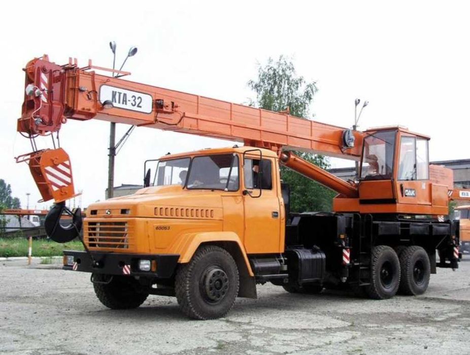 Послуги  АвтоКранів  та СпецТехніки