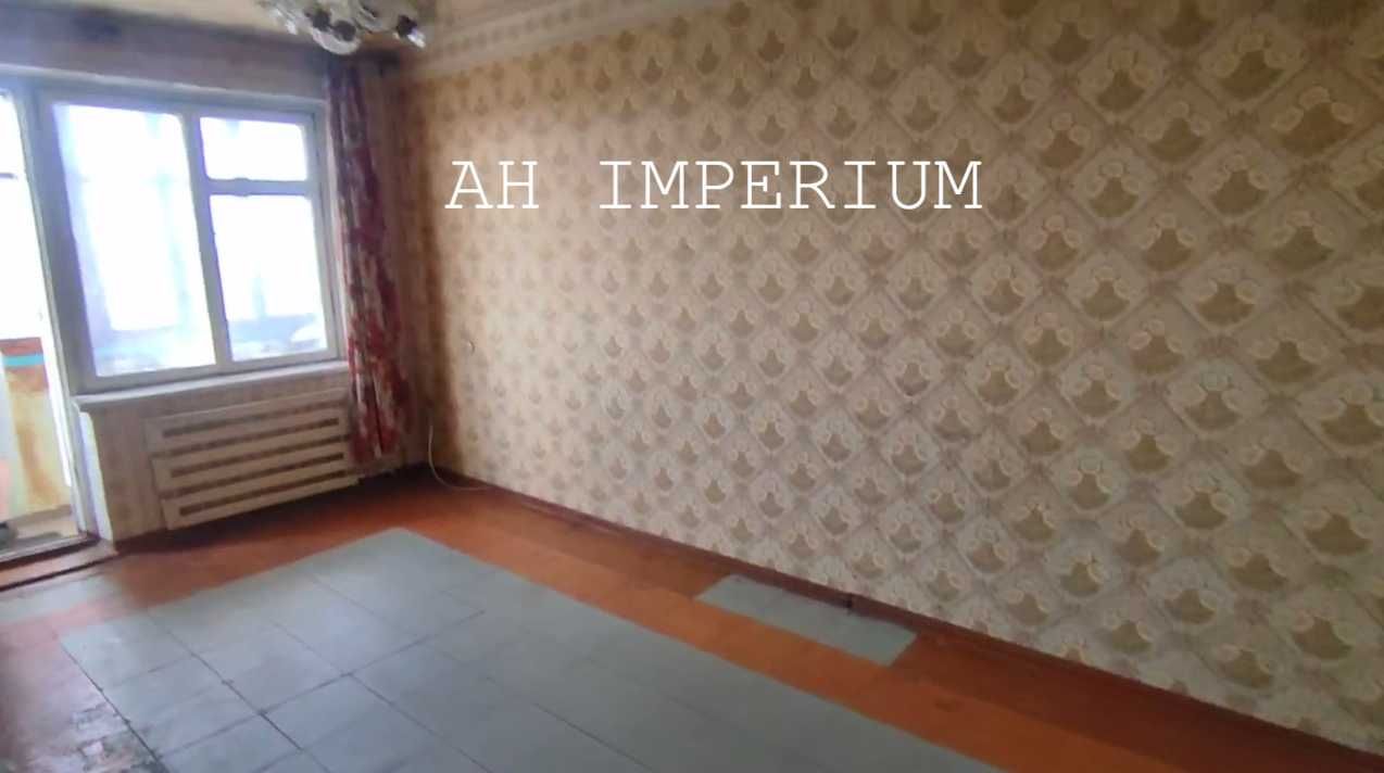 Продам 3к квартиру на Коммунаре под ремонт с шикарным видом на природу