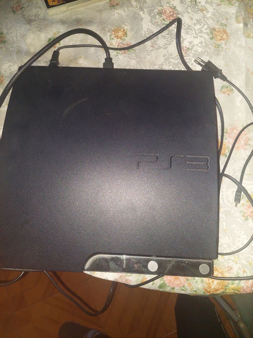 Ps3 com cabos jogos e comando