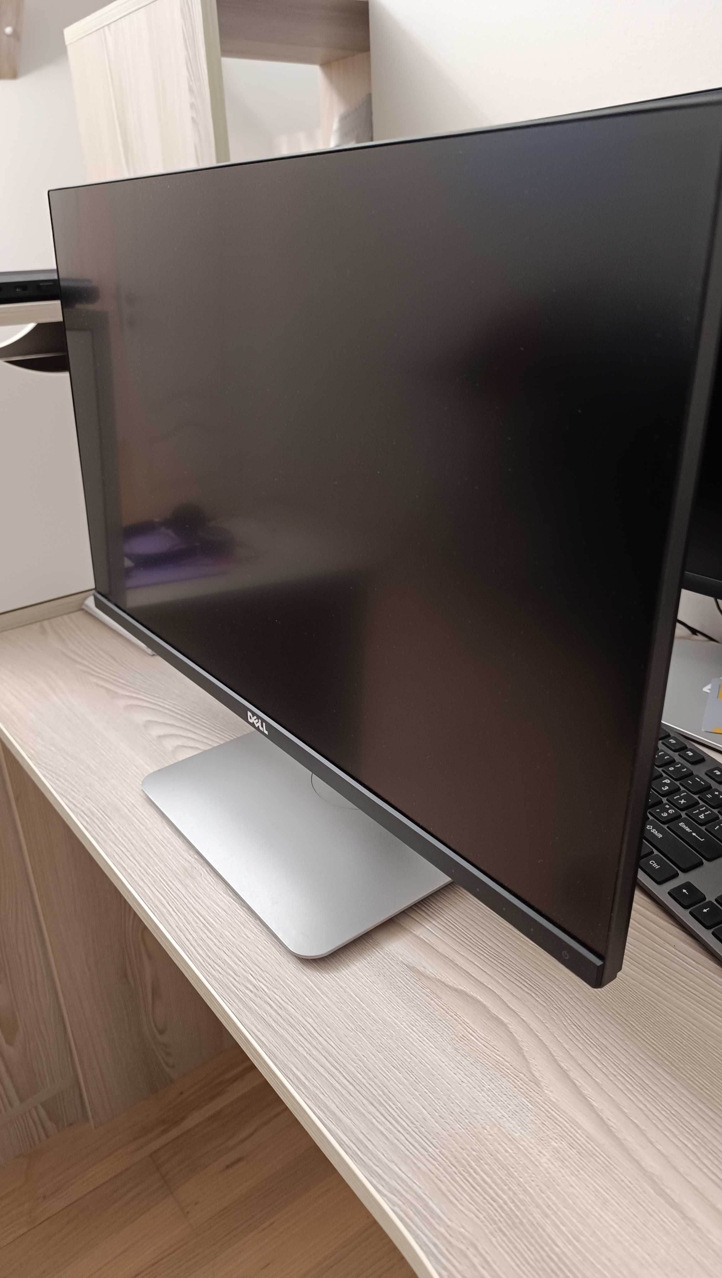 Недорого бу монітор 25" Dell UltraSharp U2515H