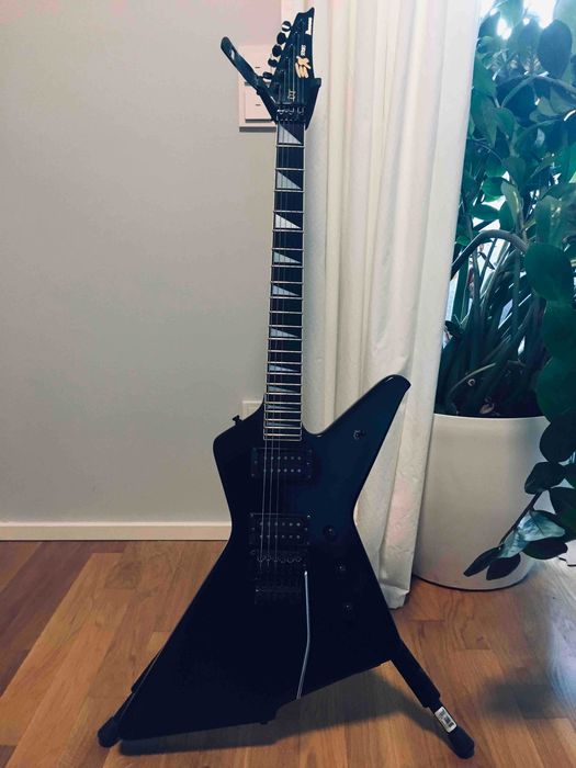 Ibanez Destroyer MED320EX (Explorer) 1993 Корея Н-Н +кейс Ibanez ЕХ