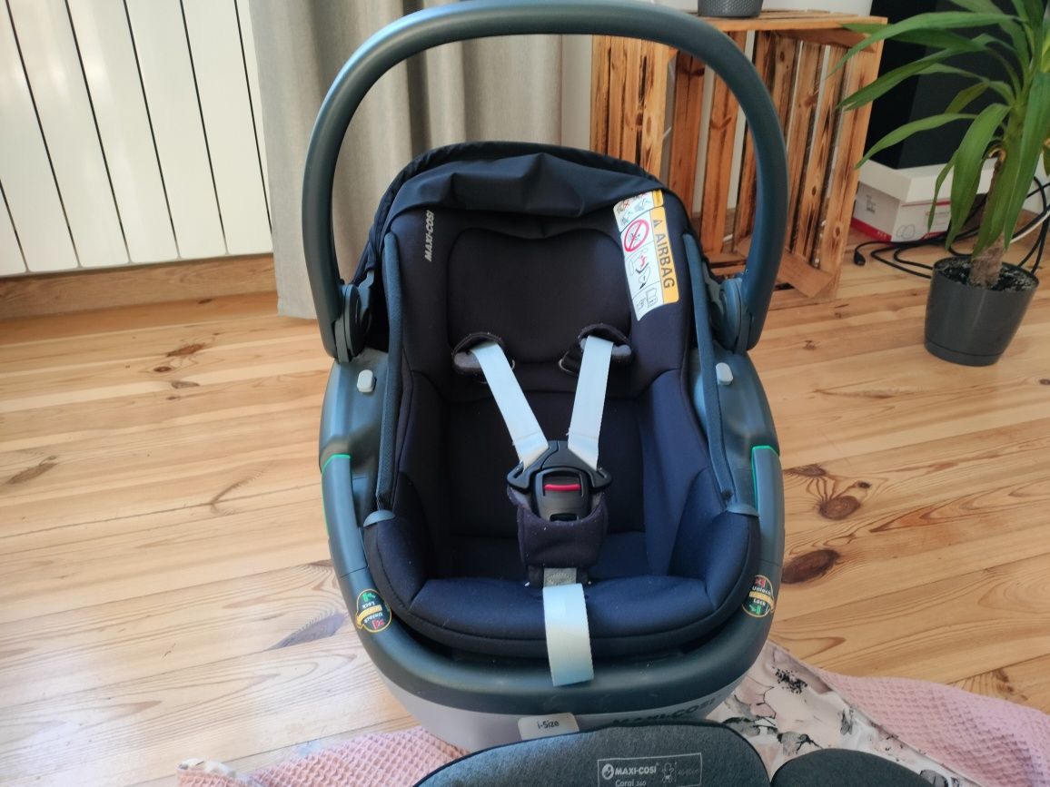 Fotelik samochodowy Maxi Cosi Coral 360 baza obrotowa isofix