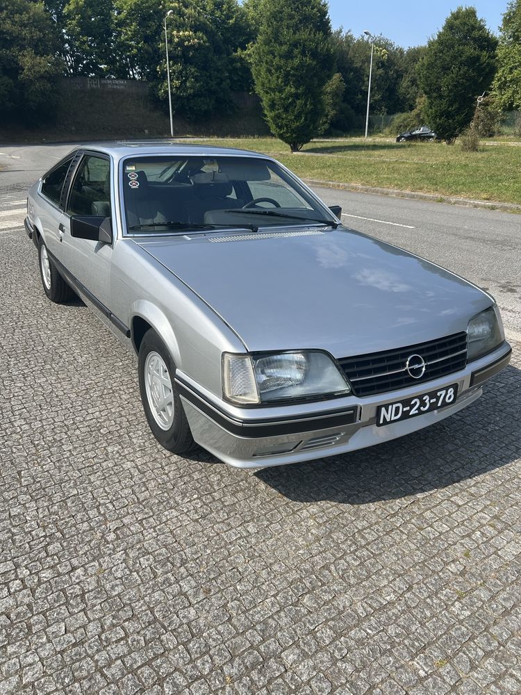 Opel Monza 3.0E 180cv