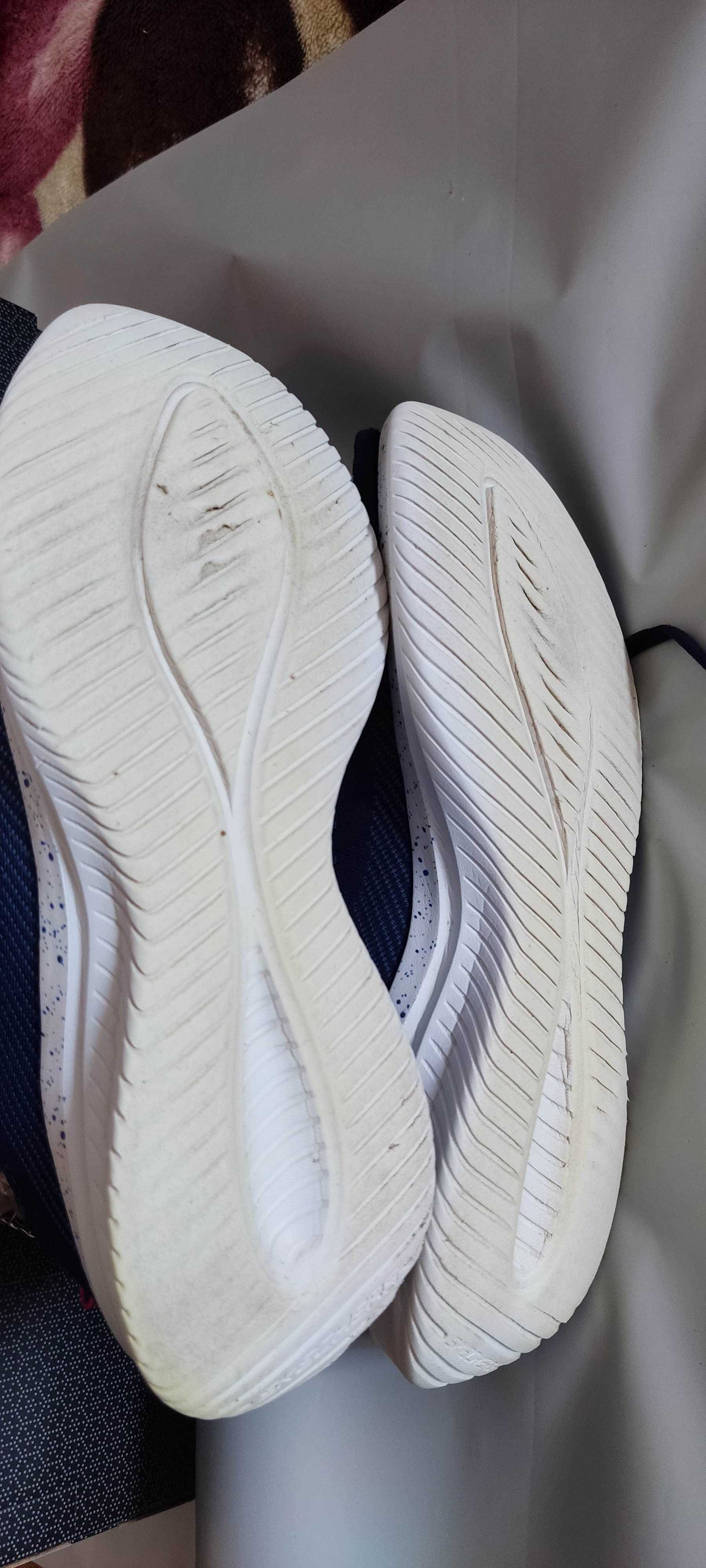 Кросівки Skechers жіночі