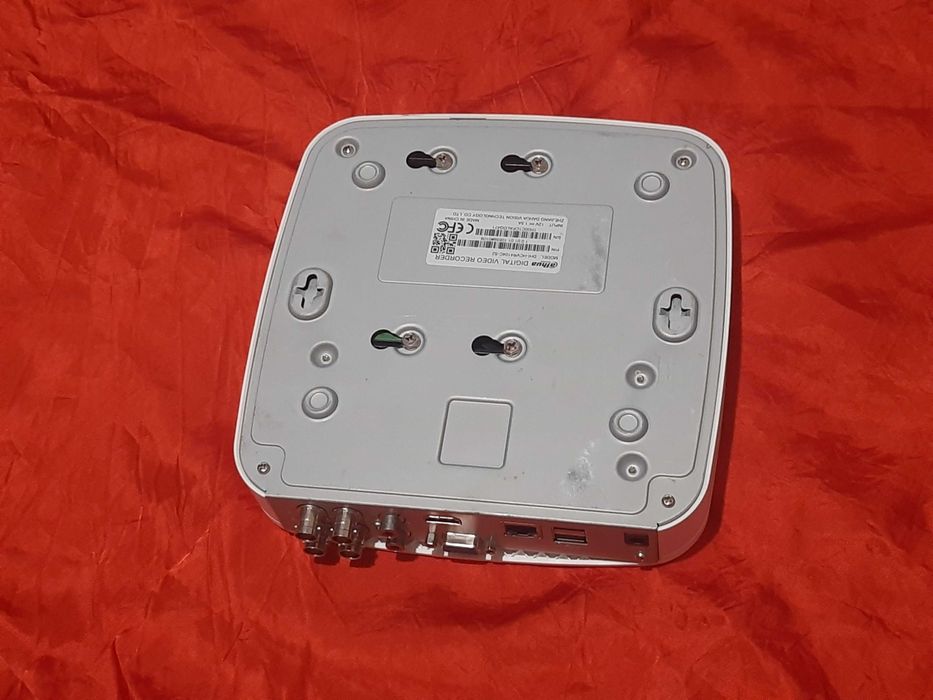 Видеорегистратор Dahua DHI-HCVR4104C-S2