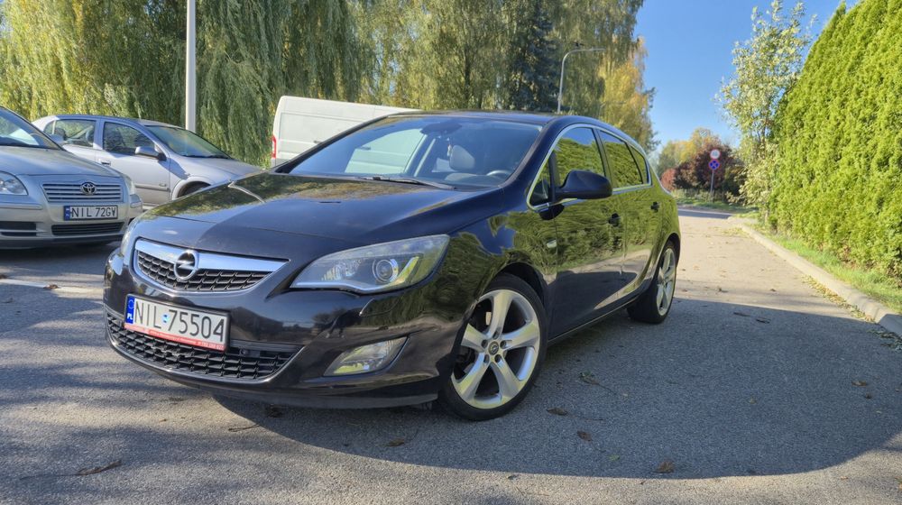 Opel Astra J 1.6 180km.