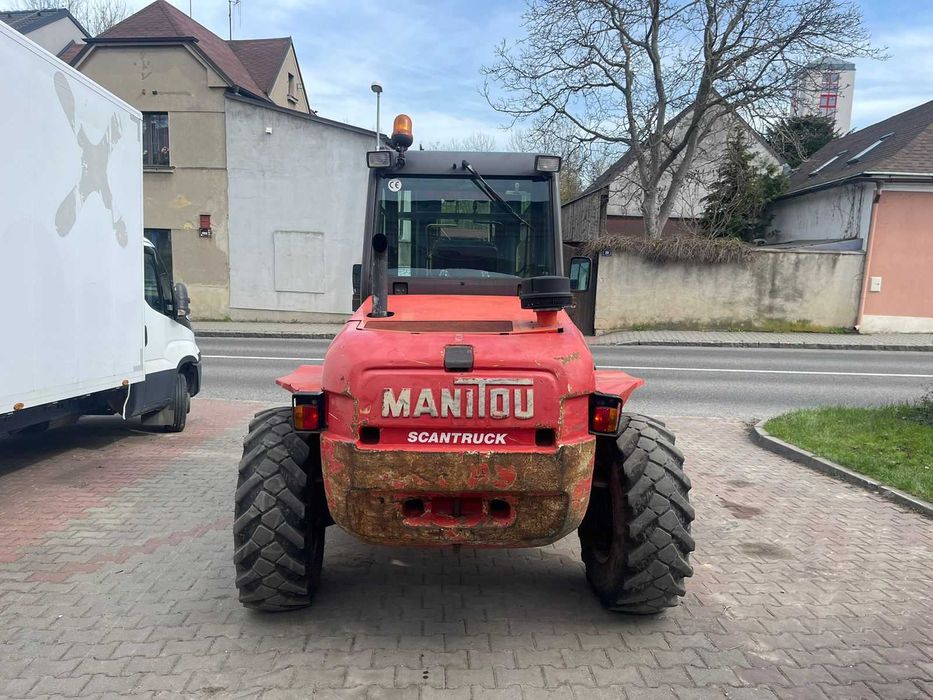 Повнопривідний Навантажувач Manitou M40 4x4 2007року 4т