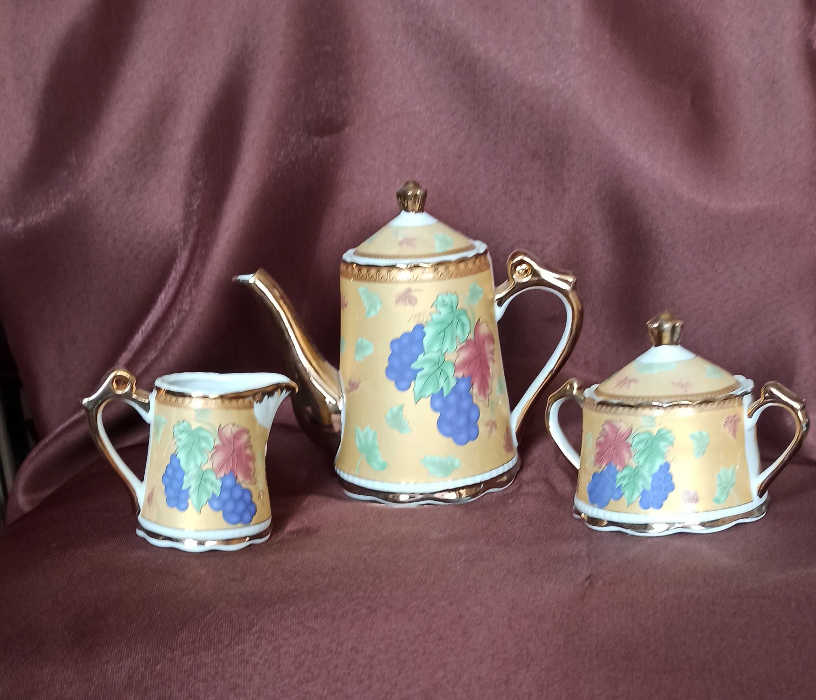 Чайник сервіз заварник сахарница цукерниця молочник набор