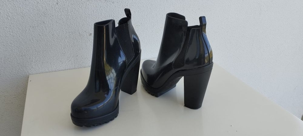 Botim/bota Melissa