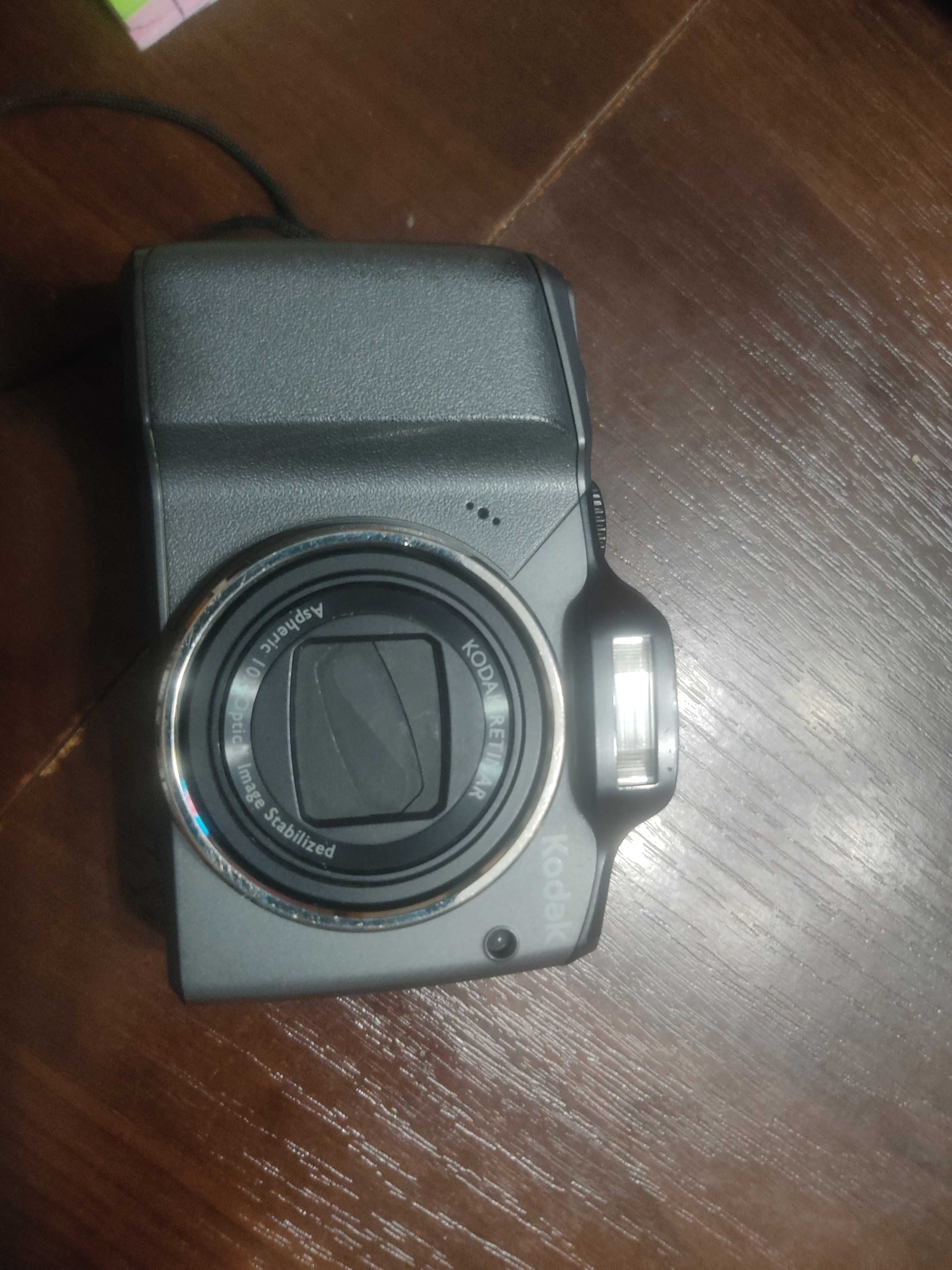 Aparat cyfrowy Kodak z915