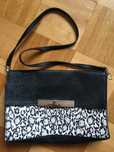 new look torebka czarna panterka elegancka eko skora