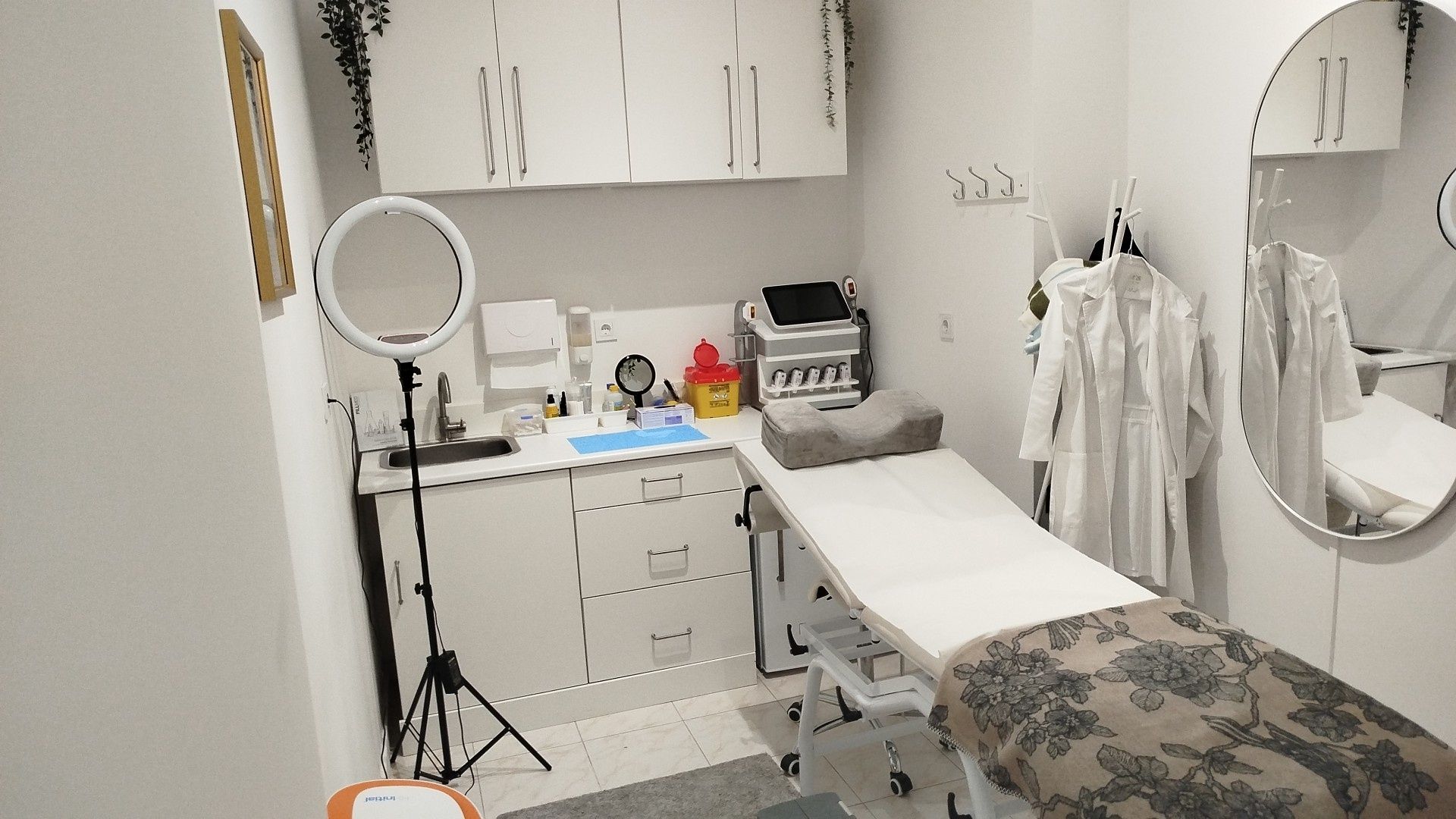 Aluga-se gabinete em clínica de medicina estética
