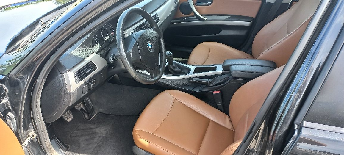 BMW E90 320i 150km 2005r