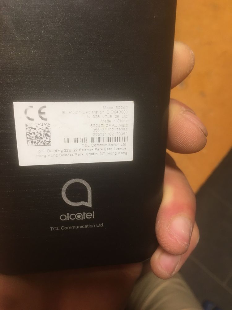 Alcatel 1s impecável