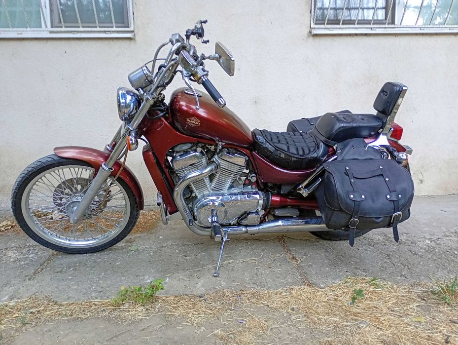 Suzuki intruder vs 400