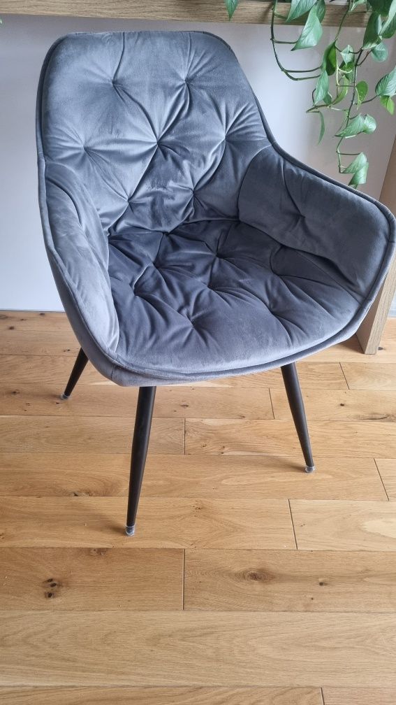 Krzesło/ Krzesła tapicerowane szare .Szczecin Zapraszam