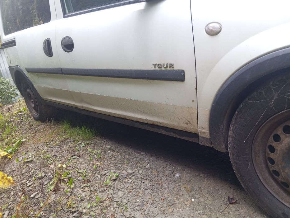 Opel Combo 1,7, uszkodzony zawór przelewowy, VAT-1