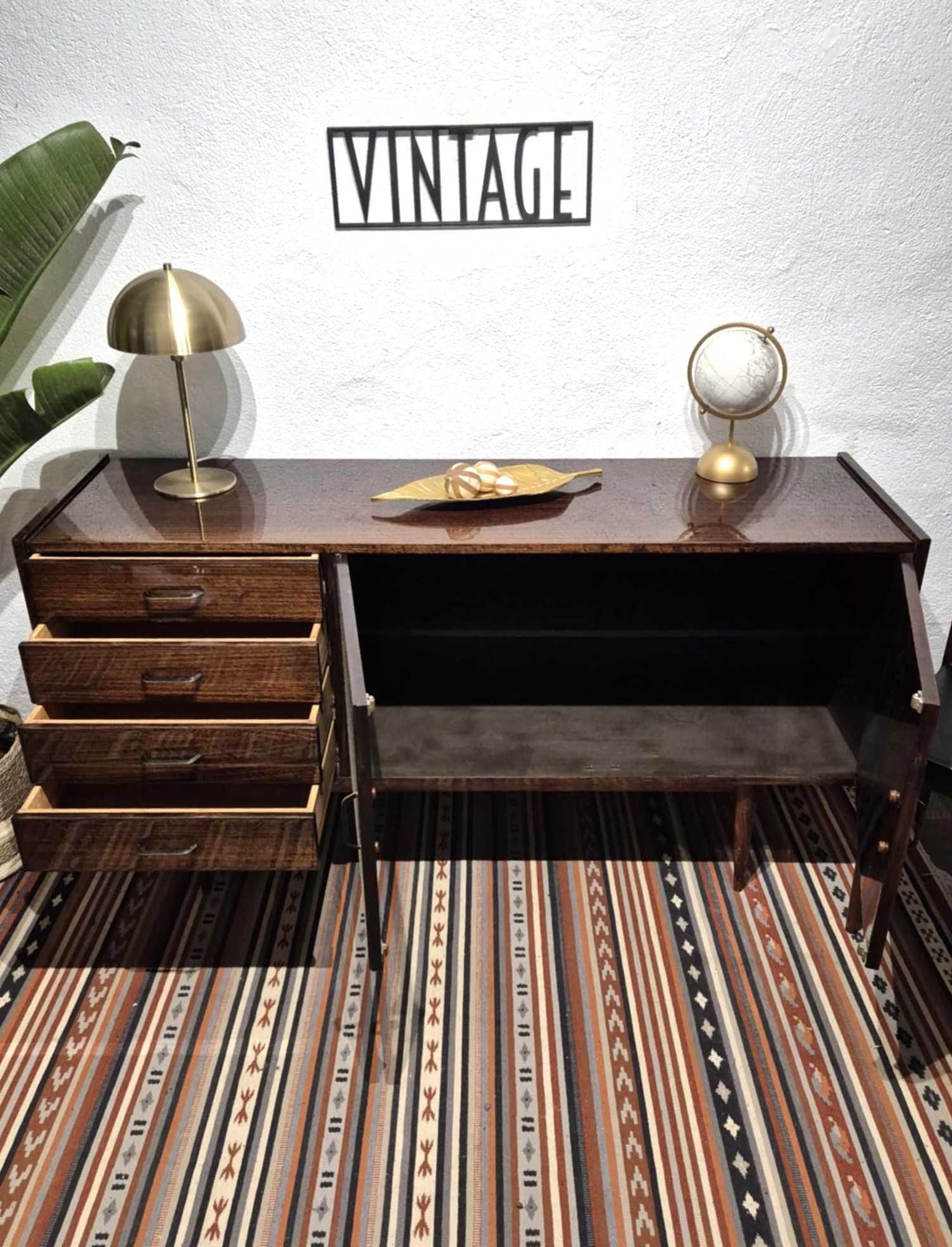 Aparador / Cômoda / Sideboard / Vintage / Olaio / Móvel / Louceiro