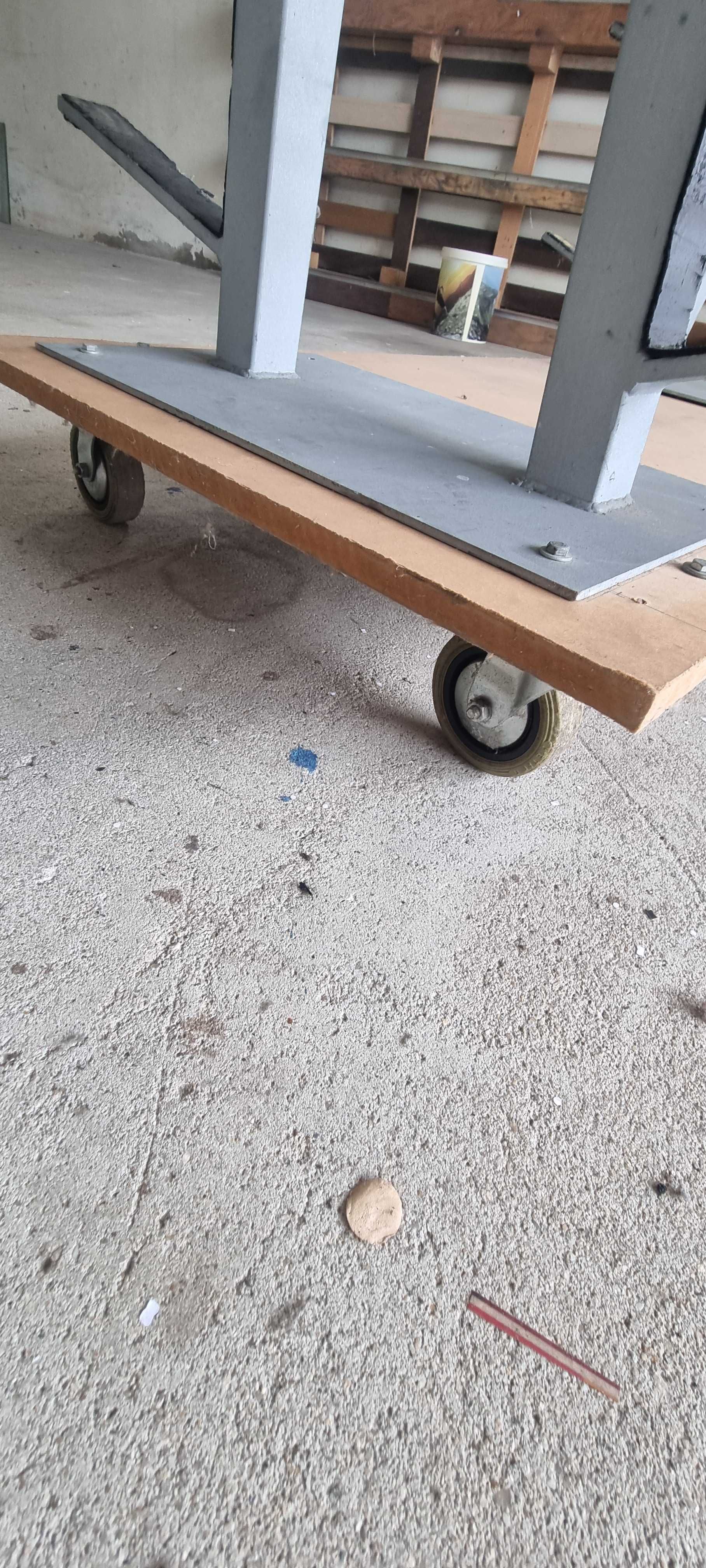 Carro de Arrumação em aço galvanizado