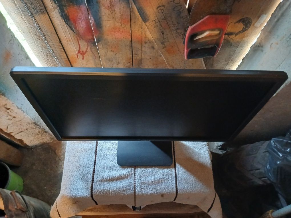 Monitor Dell komputer