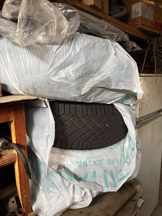 Шини бу 245/45 r19 Continental VikingContact