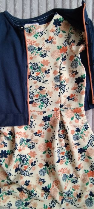 Komplet sukienka + sweterek C&A, r. 134