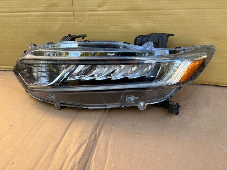 Honda Accord 10, ліва фара, LED, оригінал