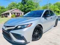 2022 Toyota Camry Hybrid SE