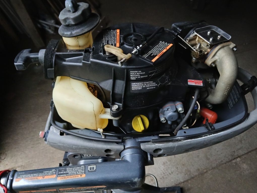 Silnik zaburtowy Yamaha 4 hp sprzedam