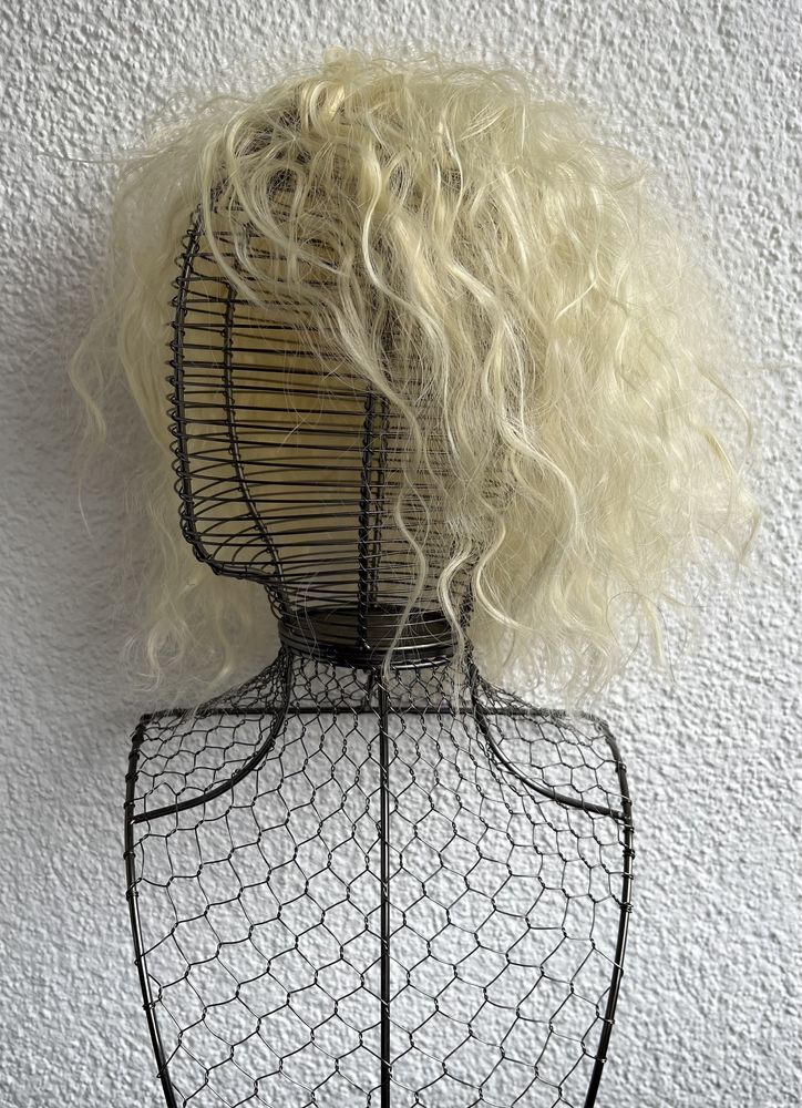 Premium Ultra włosy doczepiane, topper / tupet jasny blond fale