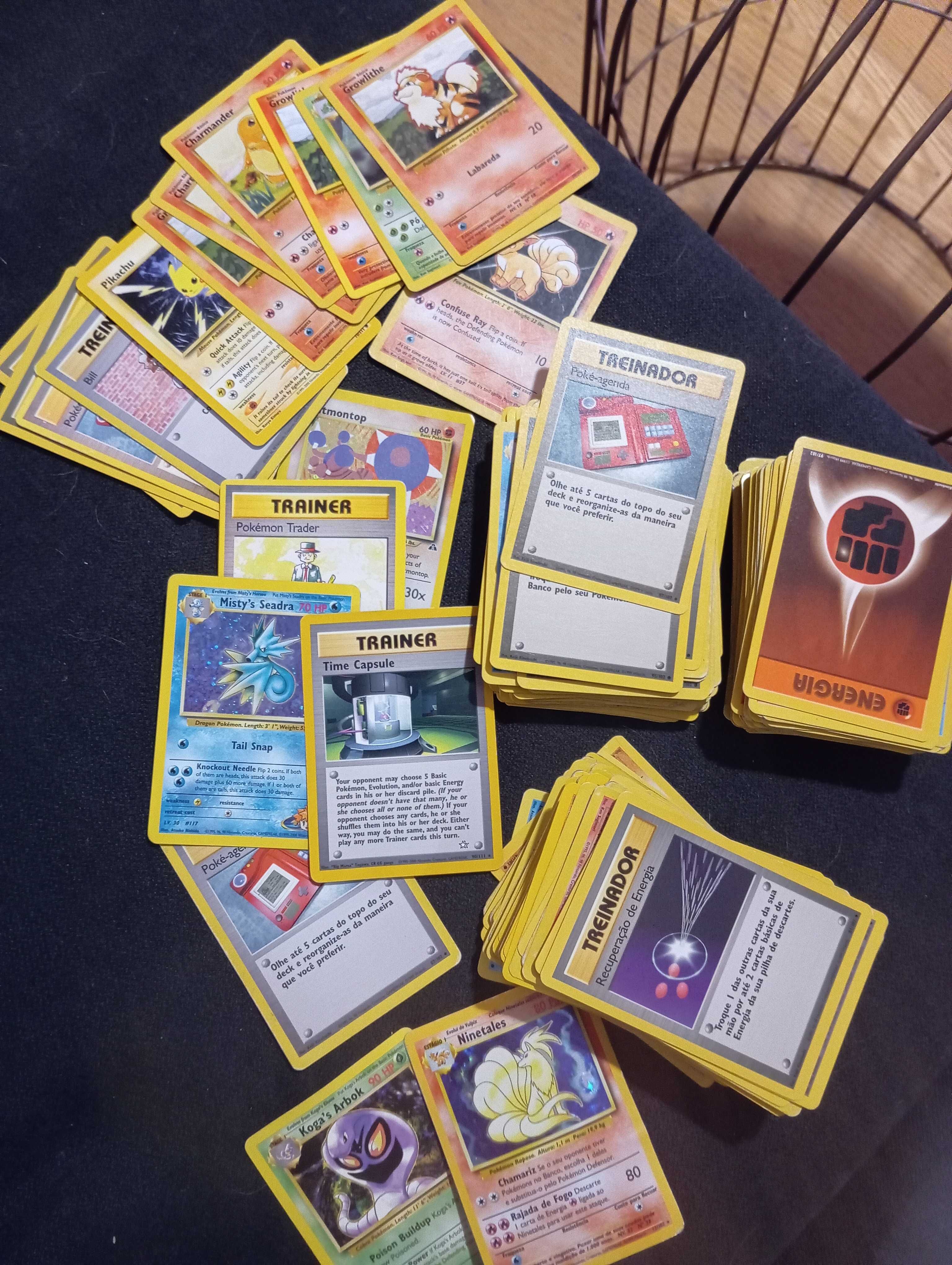 Mais de 250 cartas pokemon