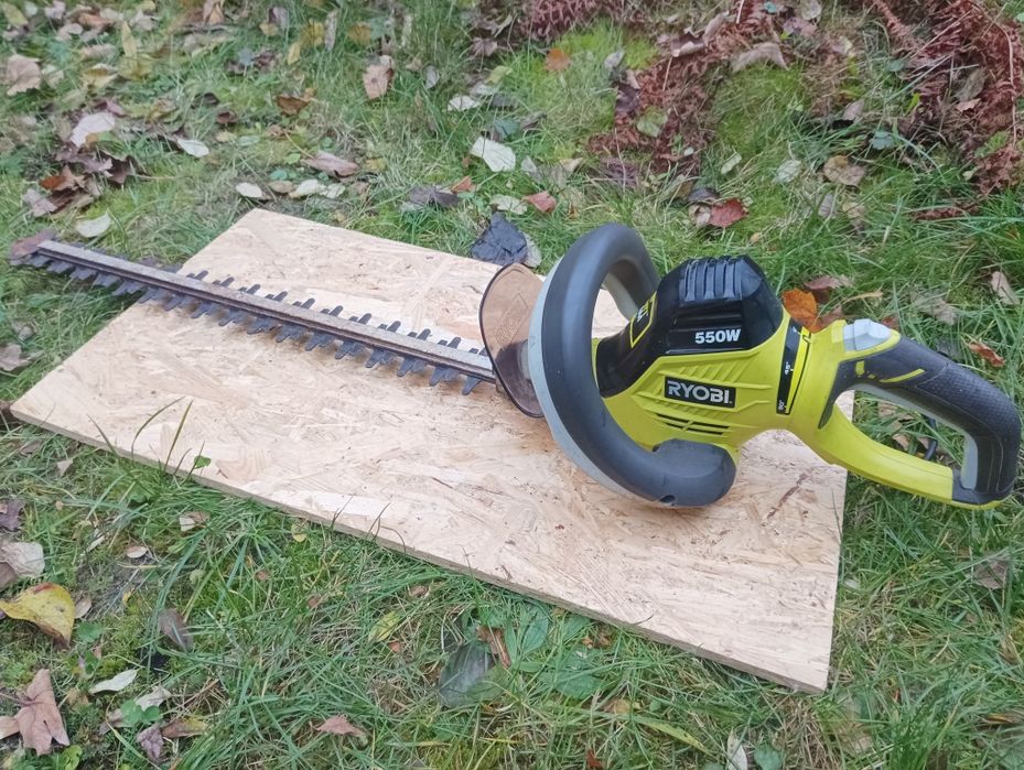 Nożyce do żywopłotu Ryobi RHT5555RS